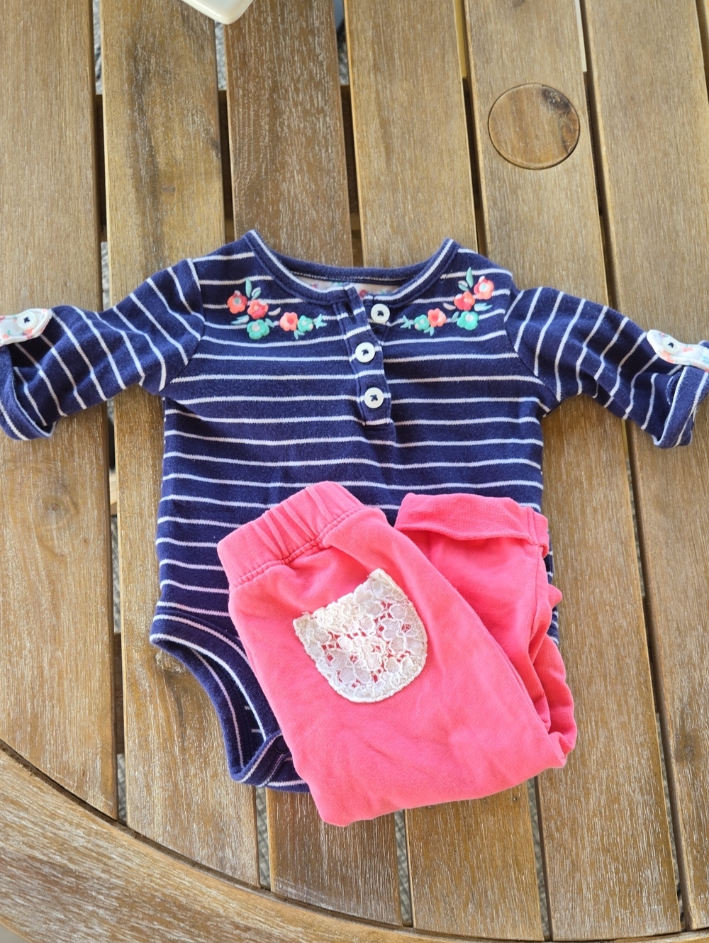 Carters girls pink 3 mo matching outfit set Lace Flowers Cotton Comfy Cute Cozy